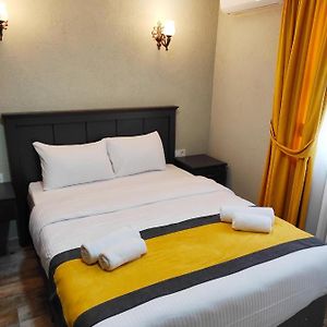 Suite met een Queen Size Bed